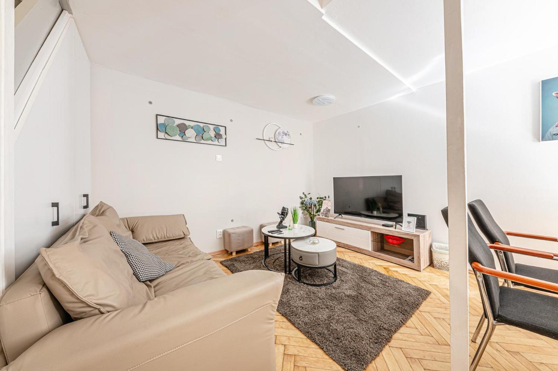 Westend Loft Chic 2br W Ac By Nyugati & M3 Metro Budapeszt