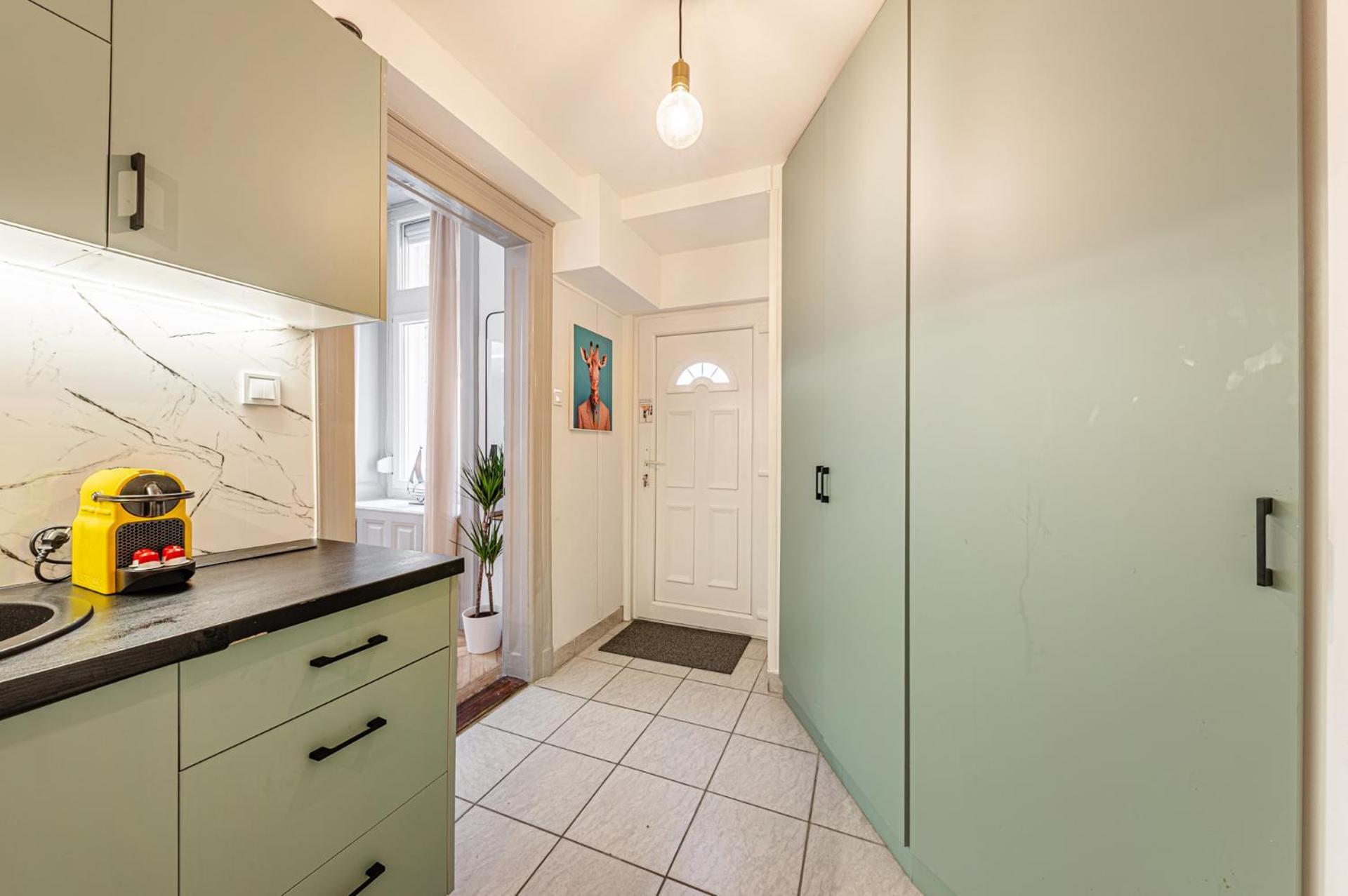 Appartement Westend Loft Chic 2br W Ac By Nyugati & M3 Metro Boedapest