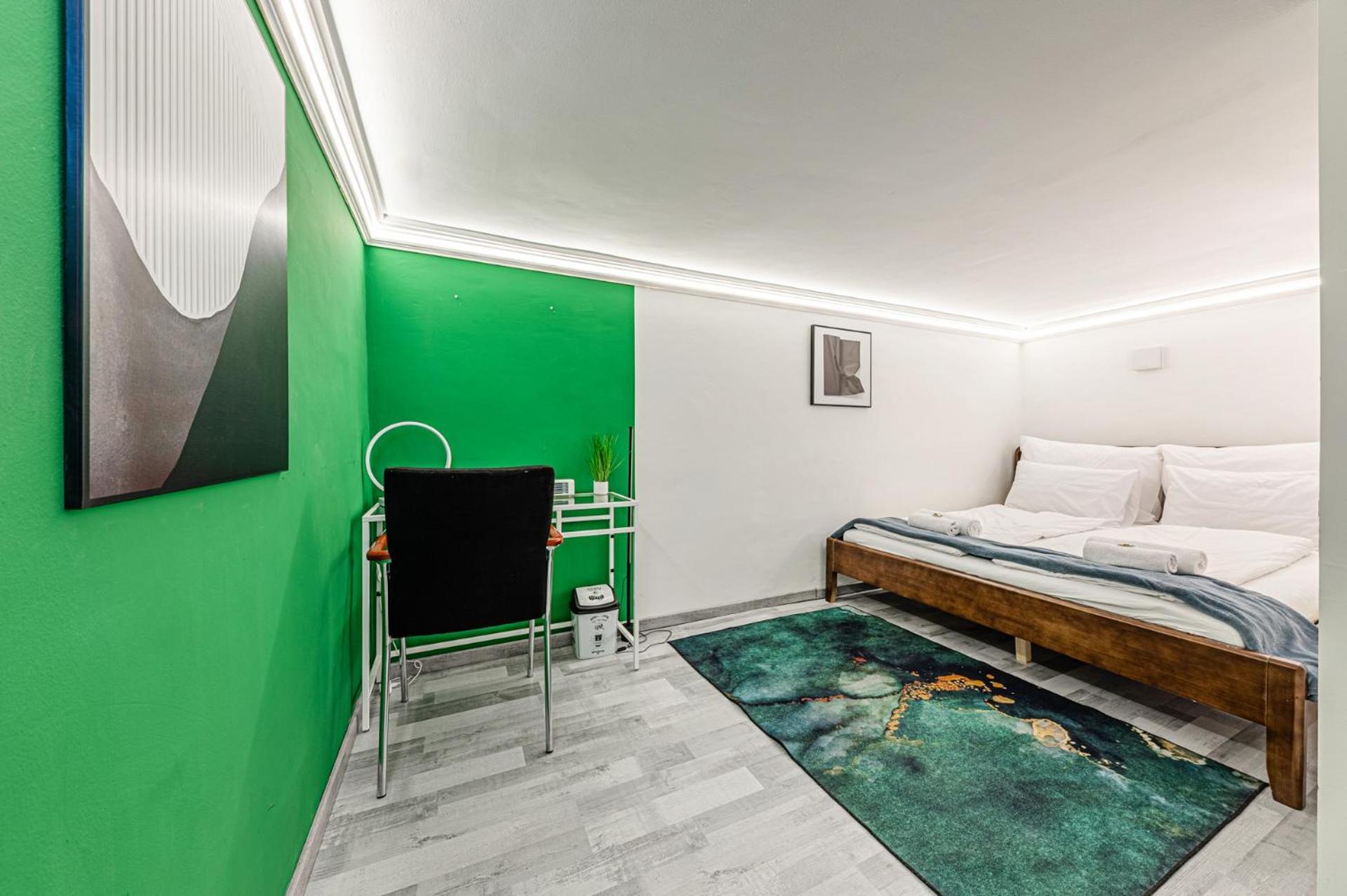 Westend Loft Chic 2br W Ac By Nyugati & M3 Metro Appartement
